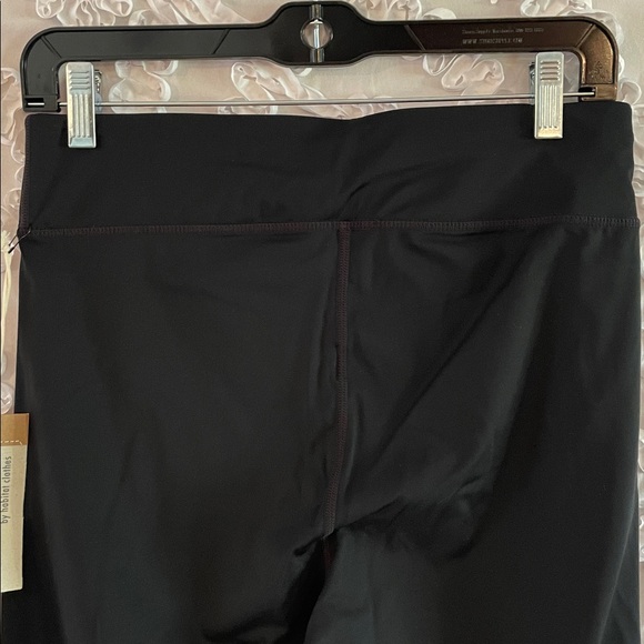 Escape by Habitat on the move, solid black leggings - Picture 6 of 7